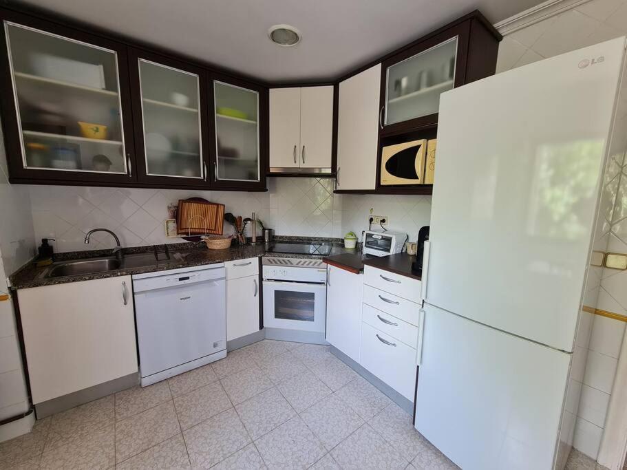 Nice And Cozy Flat With Pool Next To The Beach El Albir Exterior photo